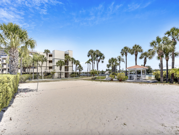 St Petersburg Beachfront Condo Rental Gulf Front Vacation Rental with Balcony